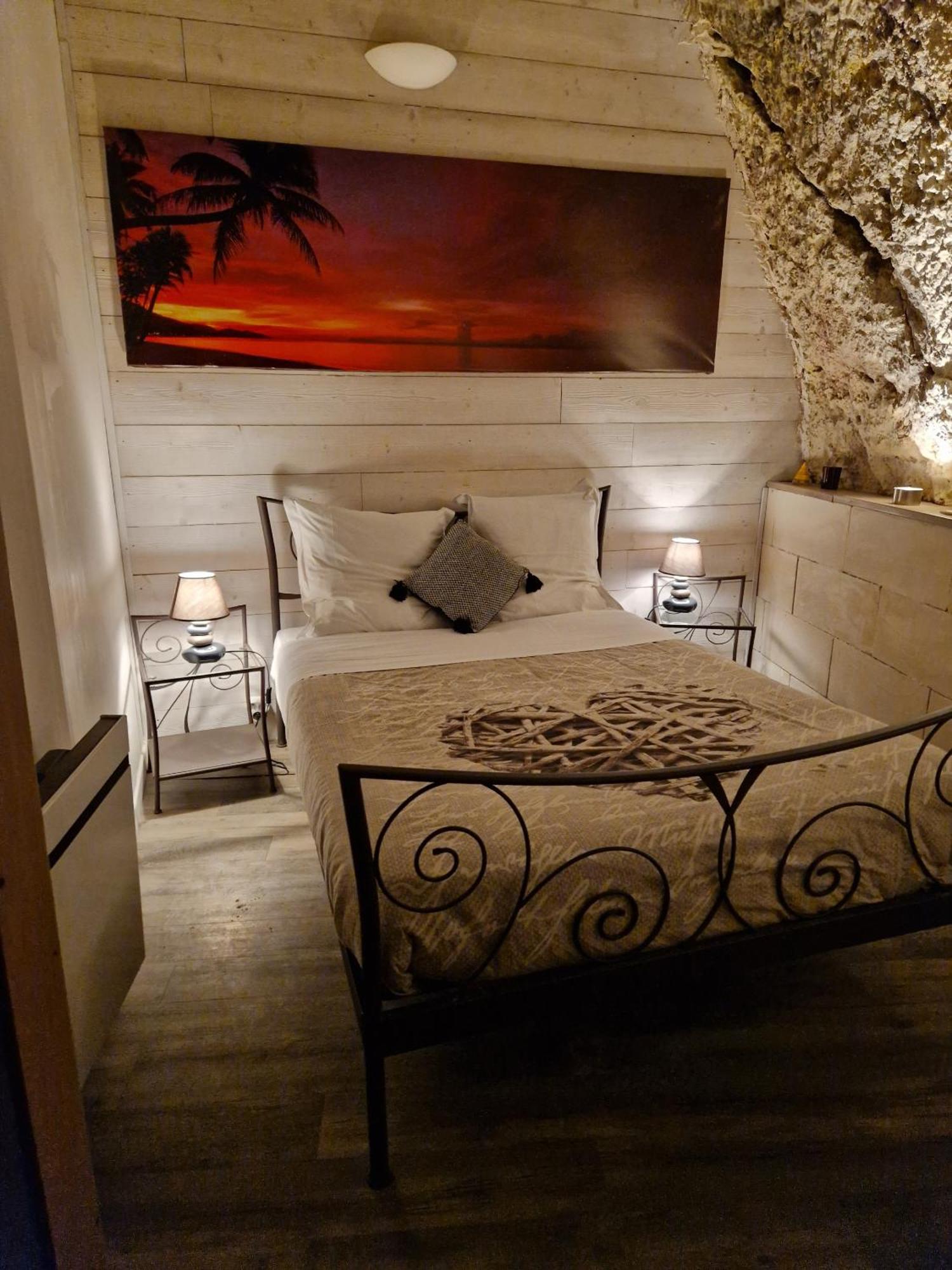Chambres D'Hotes Troglodytes Le Clos De L'Hermitage Amboise Pokój zdjęcie